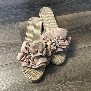 New! Light weight sandal